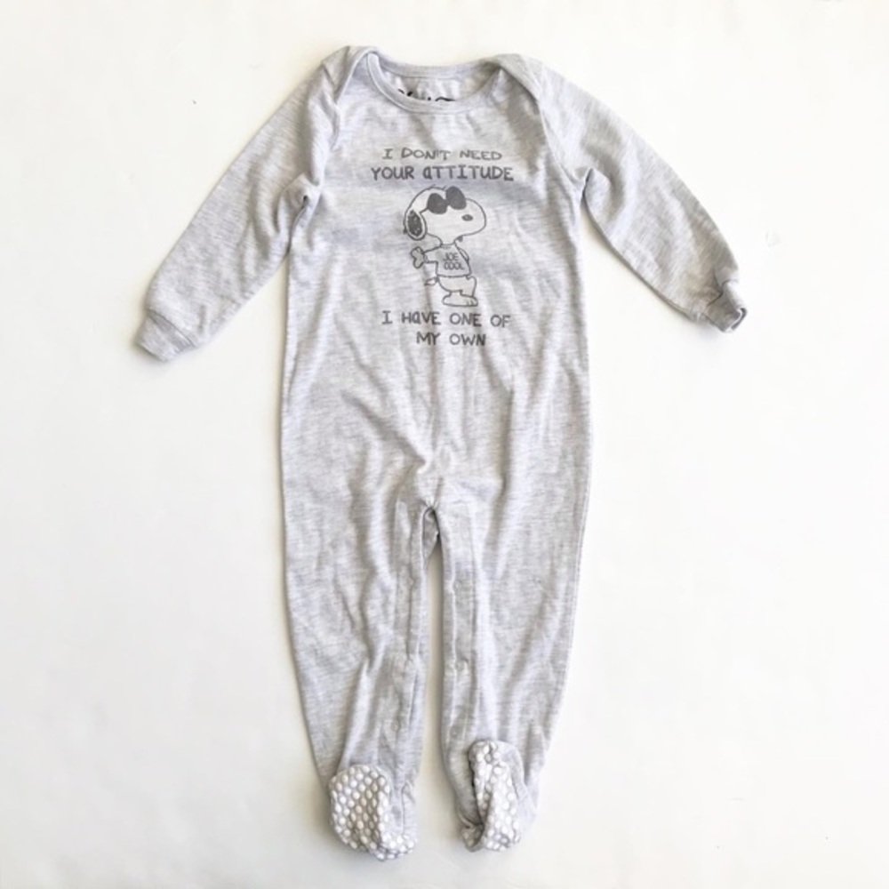 Novel Teez snoopy footed jumper VGUC fits like 2T
